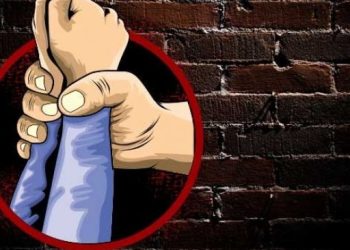 Siswi yang Orang Tuanya Aniaya Guru SMAN 1 Nubatukan Dikeluarkan dari Sekolah