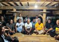 Tokoh masyarakat dan tokoh pemuda asal Kedang di Lewoleba menggelar pertemuan di Ebang Muri Nuri, Minggu, 14 April 2024.