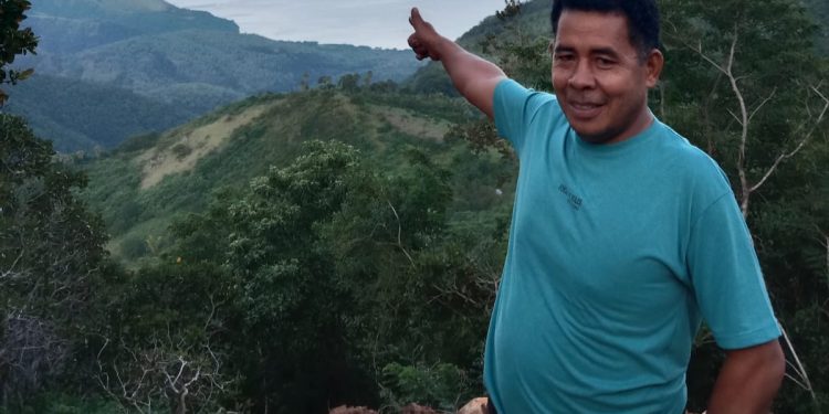 Maksi Gantung, wartawan di Lembaga yang dituding ikut bermain dalam proses seleksi pegawai di PDAM.