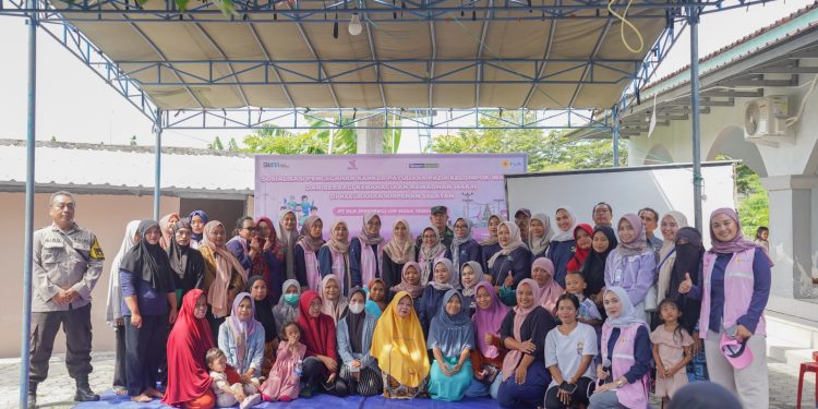 Para peserta Sosialisasi pencegahan dan deteksi dini kanker payudara yang diampu langsung oleh dr Asri Buana Citra Dewi dari Rumah Sakit Siloam Mataram dipilih oleh Srikandi PLN mengingat tingginya angka kematian yang disebabkan kanker payudara.