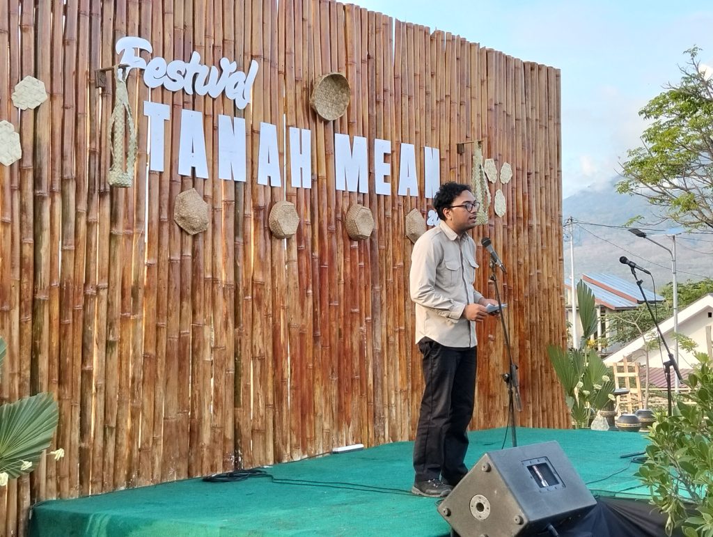 Bernando Halauwet, Manajer Departemen Penelitian dan Pengembangan Yayasan IDEP Selaras Alam Bali.