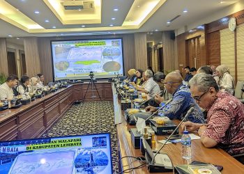 Bupati Lembata P Kanisius Tuaq Rapat menghadiri rapat Koordinasi Pembahasan Tanaman Malapari yang diselenggarakan oleh Kementerian Koordinator Bidang Perekonomian Republik Indonesia pada 12 Januari 2026.