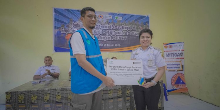 Gelar Simulasi Bencana, PLN UIP Nusra Perkuat Ketangguhan Warga Desa Tablolong dan Lifuleo