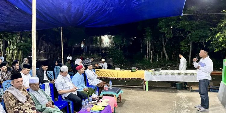 Di Bawah Cahaya Ramadan, Safari Wakil Bupati Lembata Hangatkan Kebersamaan Warga Desa Normal