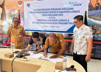 Pemkab Lembata dan BPJS Ketenagakerjaan Teken Kerja Sama Perlindungan Pekerja Rentan