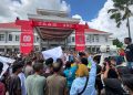 Bupati Lembata Dukung Penuh Aksi Demo Masyarakat Desak Percepatan Layanan Ferry