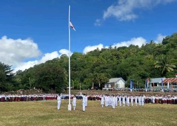 Pimpin Apel Hardiknas ke-67 di Buyasuri, Bupati Lembata Tegaskan Komitmen Pendidikan Bermutu dan Berkeadilan