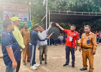 Wakil Bupati Lembata Buka Turnamen TPH CUP U-17, Tekankan Sportivitas dan Pembentukan Karakter