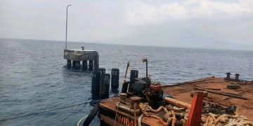 Enam Tiang Dolphin Pelabuhan Waijarang Telah Terpancang, Kontraktor Klaim Progres Tetap Sesuai Target