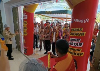 GRAND OPENING ALFAMART: Bermitra Pasarkan Produk UMKM Lembata